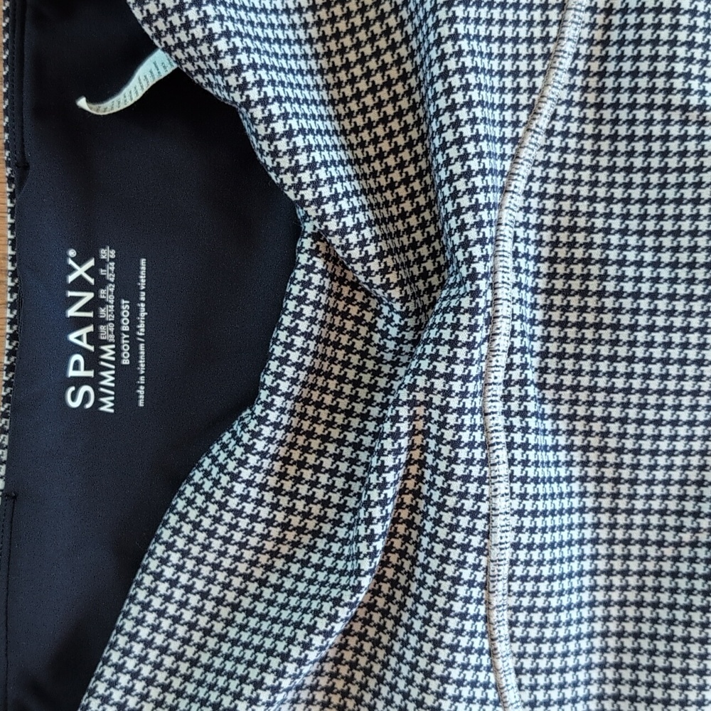 Spanx Booty Boost Houndstooth